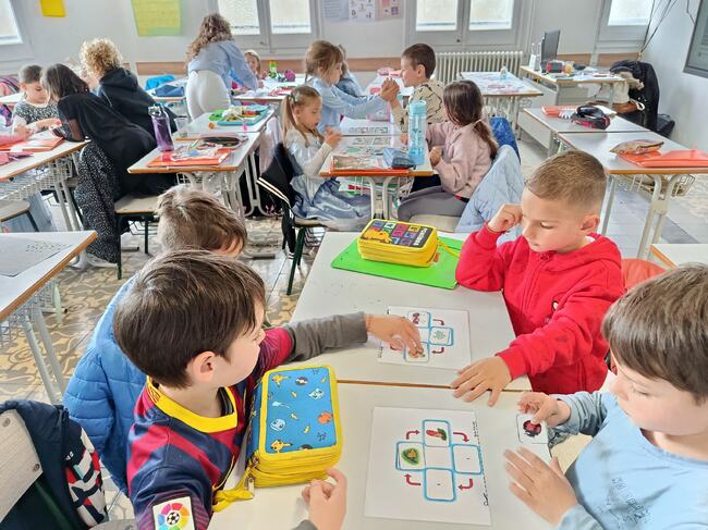 Българското неделно училище „Св. св. Кирил и Методий“ в Барселона обяви свободна позиция за учител в подготвителна група