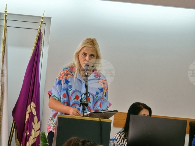 Жители на Къкрина поискаха съдействие от Общинския съвет в Ловеч за решаване на проблема с водоснабдяването в селото