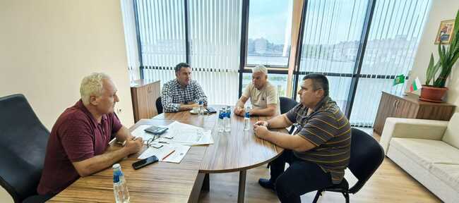 Община Гълъбово предприема спешни мерки за овладяване на ситуацията с безстопанствените животни