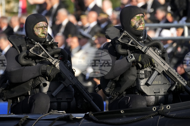 Радио Свободна Европа: Косово, Албания и Хърватия планират да купят заедно американско оръжие