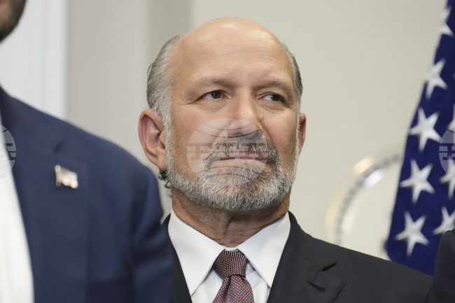 Търговските споразумения на САЩ ще останат в сила въпреки съдебните оспорвания, заяви министърът на търговията Хауърд Лътник