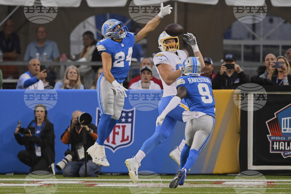 Chargers Lions Football