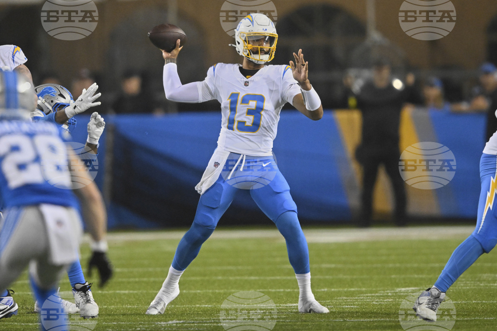 Chargers Lions Football
