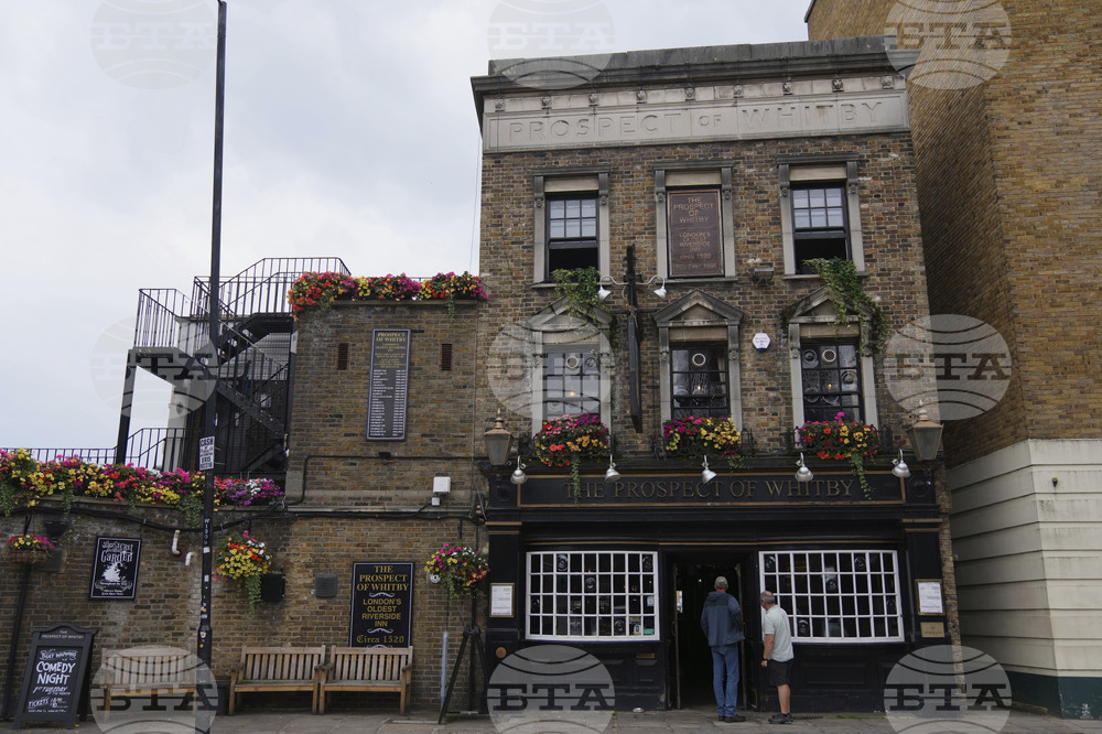 Britain London's Oldest Pub