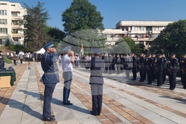 Плевен - ВВВУ "Георги Бенковски" - връчване на офицерски пагони