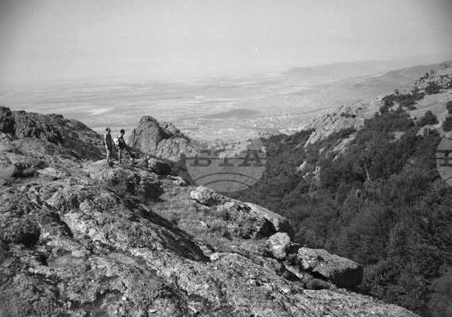 Изглед от Природен парк „Сините камъни”