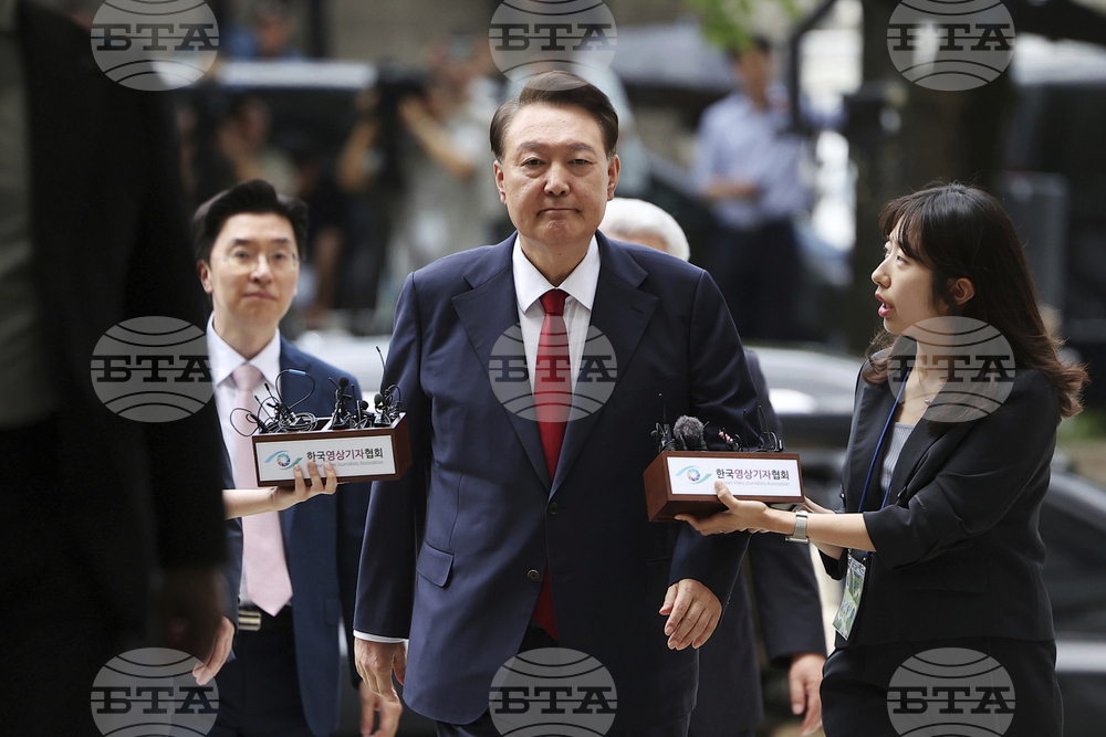 Бившият президент на Южна Корея Юн Сук-йол бе осъден на доживотен затвор за бунт заради въведеното военно положение през 2024 г.; негов министър получи 30 г.