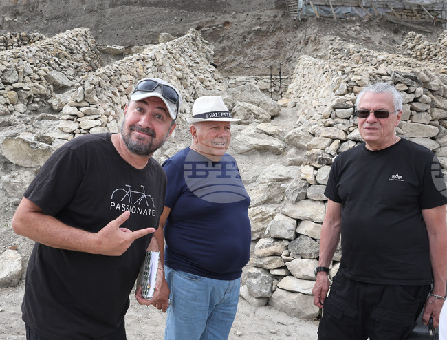 Стартираме „Акустиката на България“ от Солницата в Провадия - от началото на света, каза пред БТА Стефан Вълдобрев