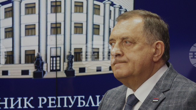 Конституционният съд на Босна и Херцеговина обявява правителството на Република Сръбска, назначено от Додик, за противоконституционно