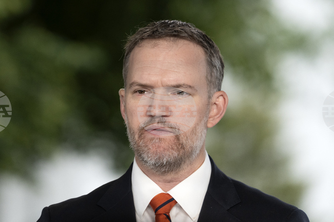 САЩ продължават преговорите с търговски партньори въпреки решението на апелативен съд, че повечето мита са незаконни