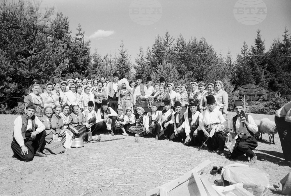 На 12 август 1965 г. в Копривщица е открит Първият национален събор на народното творчество