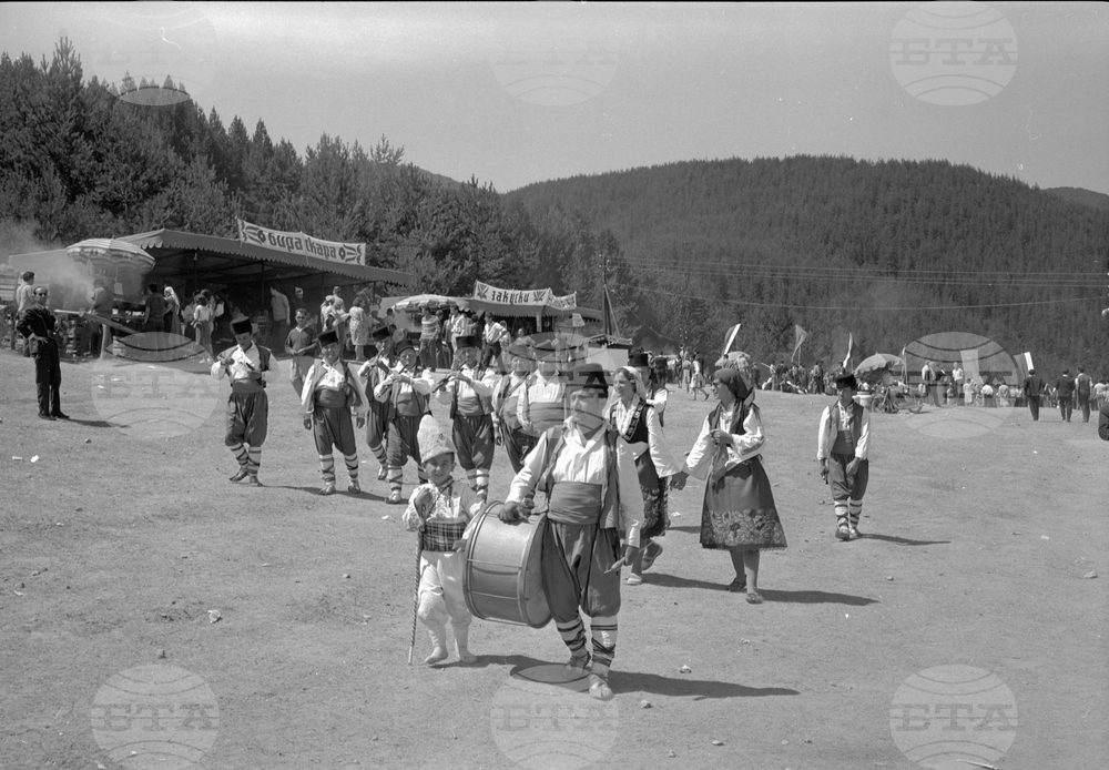 August 12, 1965: First National Folklore Festival Opens in Koprivshtitsa