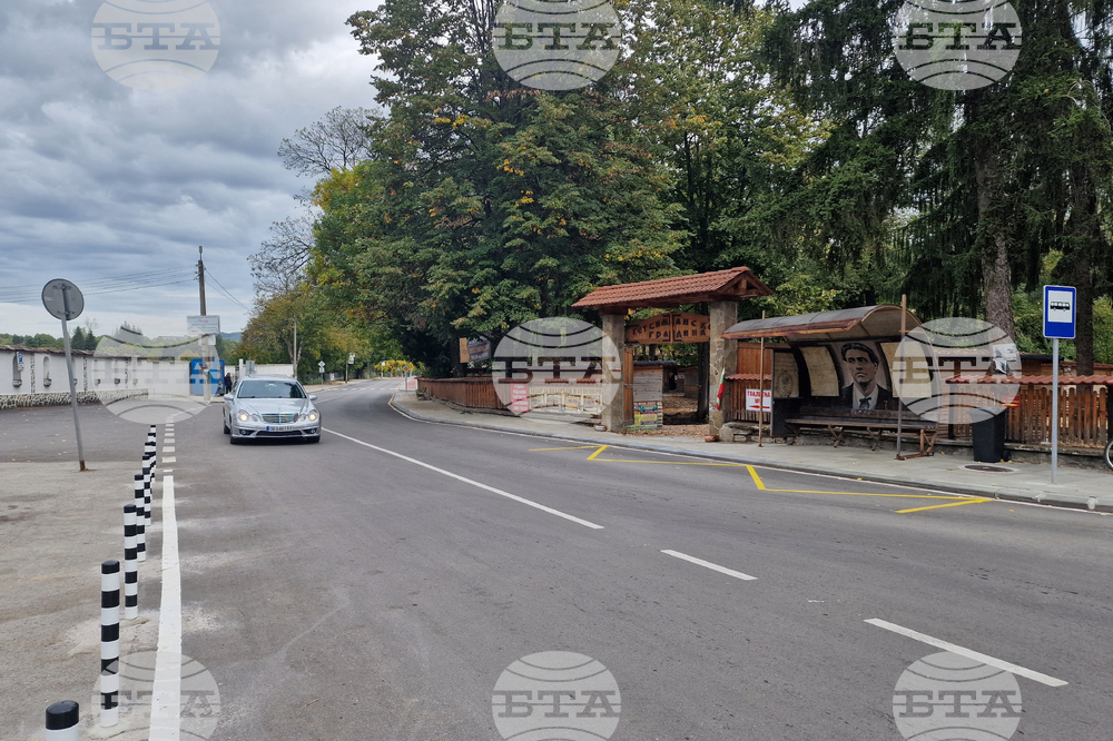 Въвеждат се временни ограничения на движението по пътя към Троянския манастир в дните от 14 до 17 август