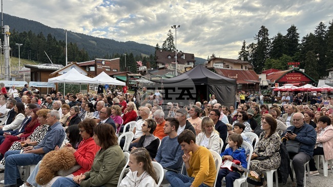 Вероника Тодорова, „КласикАрт“ и „Нгуен Ле Силк & Сенд Трио“ ще се качат на сцената в третата вечер на джаз фестивала в Боровец