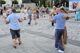 Пловдив - Аржентинско танго - Фотографска изложба "Прегръдката"