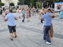 Пловдив - Аржентинско танго - Фотографска изложба "Прегръдката"