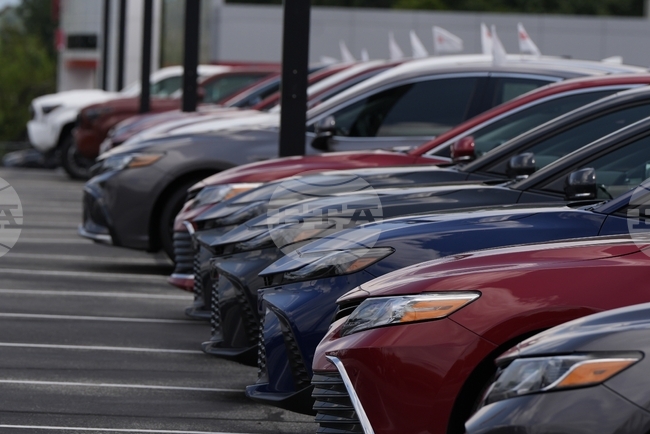 Съюзниците на САЩ все още чакат облекченията на митата върху автомобилите и стоманата