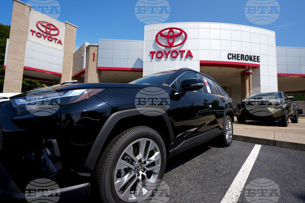 "Тойота" очаква негативен ефект от близо 10 млрд. долара заради митата на САЩ