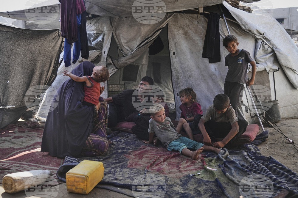 Mideast Wars Gaza A Day in the Life