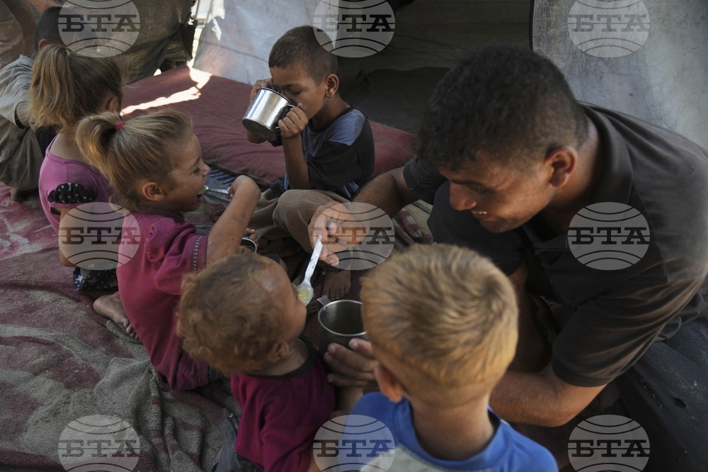 Mideast Wars Gaza A Day in the Life