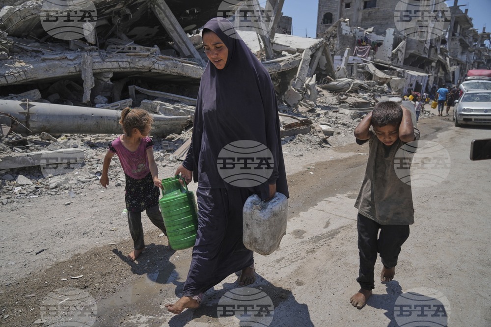 Mideast Wars Gaza A Day in the Life
