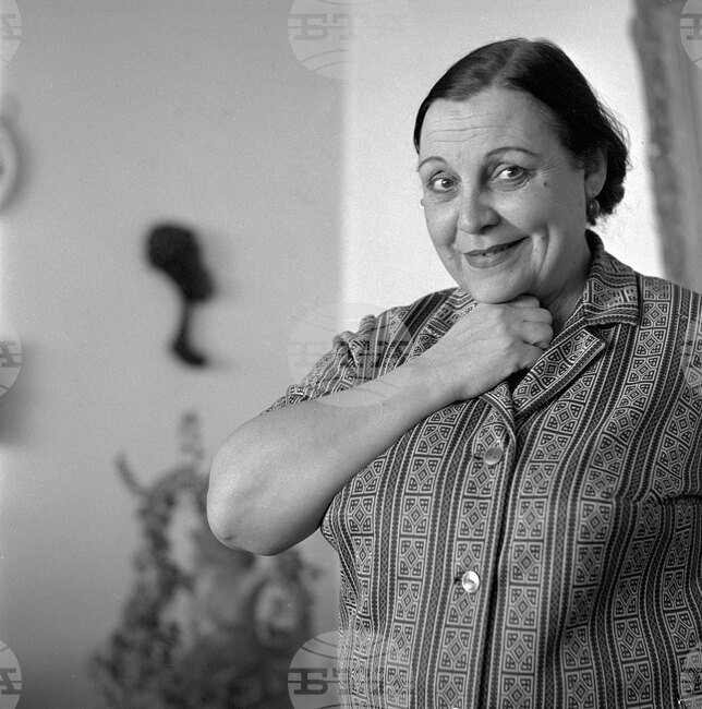 За такава Албена мечтаех, когато писах пиесата, казва Йордан Йовков, гледайки Ружа Делчева на сцената