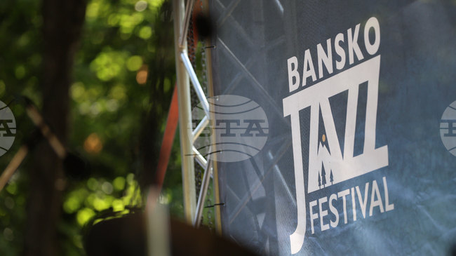 Гръцкият саксофонист и вокалист Димитриос Василакис, както и български брас музиканти ще свирят на „Банско джаз фестивал“