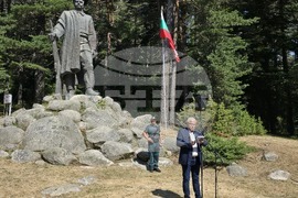 Село Попови ливади - 122 години Илинденско-Преображенско въстание
