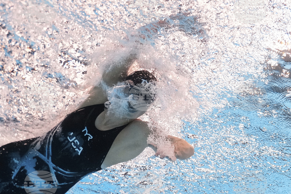 Олимпийската шампионка в плуването Кейти Ледецки постигна второто най-бързо време в историята на дисциплината 1500 метра свободен стил