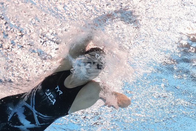 Олимпийската шампионка в плуването Кейти Ледецки постигна второто най-бързо време в историята на дисциплината 1500 метра свободен стил