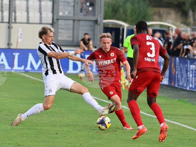 Душан Керкез за мача с Черно море: "Един позитивен резултат може да промени всичко"