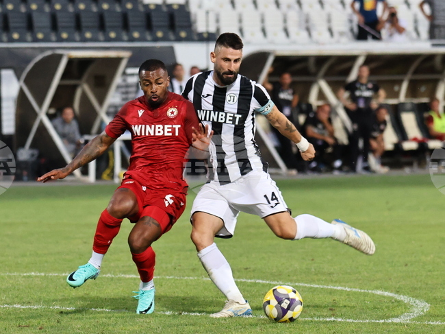 Защитникът Пастор към феновете на ЦСКА: Ще ви донесем много радост