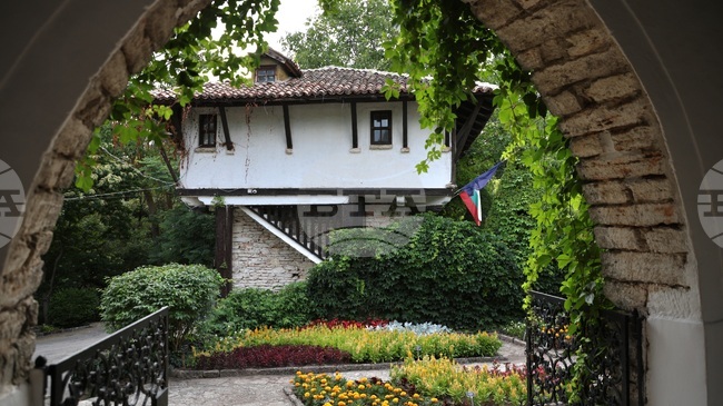 Balchik to Host Italian Culture Days Featuring Venetian Carnival Traditions