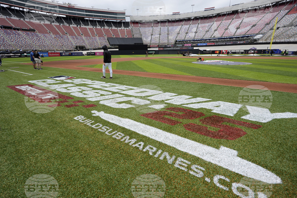 Reds Braves Baseball