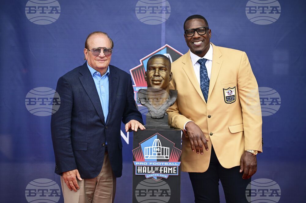 Hall of Fame Football