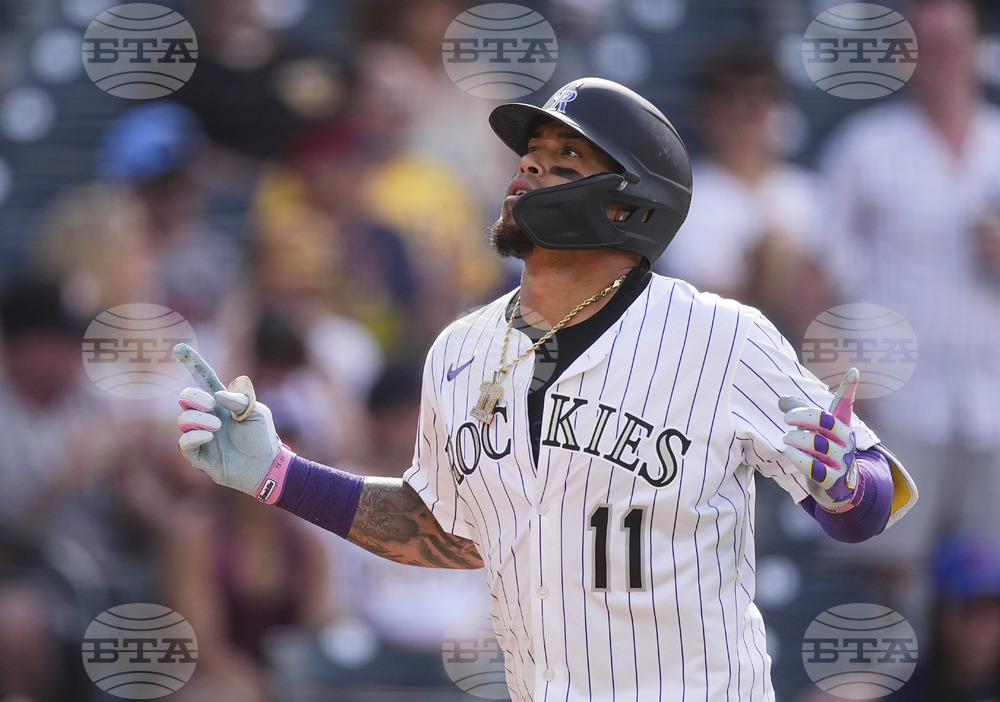 Pirates Rockies Baseball