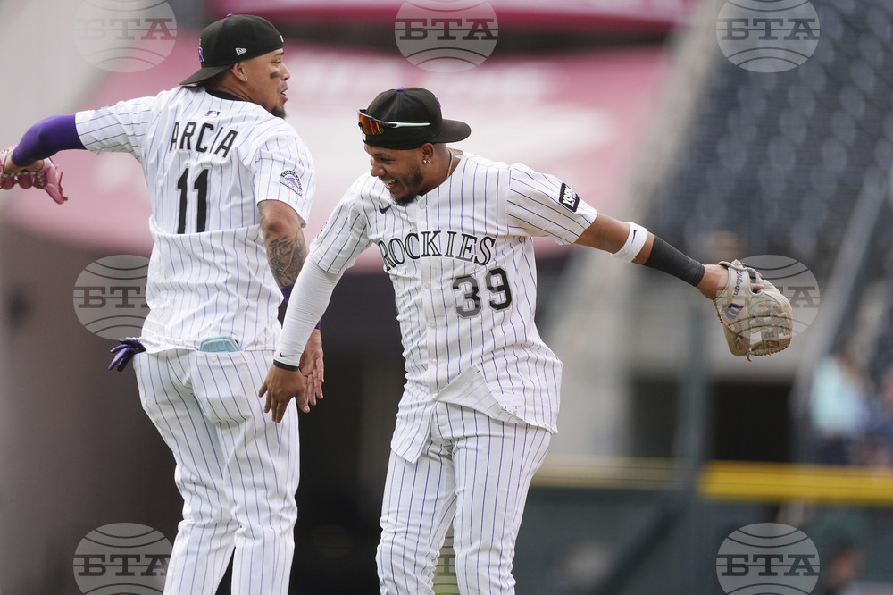 Pirates Rockies Baseball