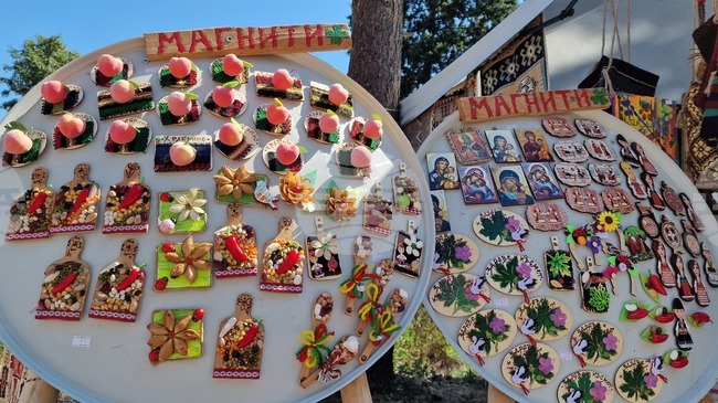  Село Храбрино - Празник на храбринската праскова