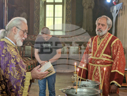 Разград - храм „Свети Николай Мирликийски Чудотворец” - неделно богослужение