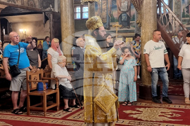 Сливен - митрополит - литургия