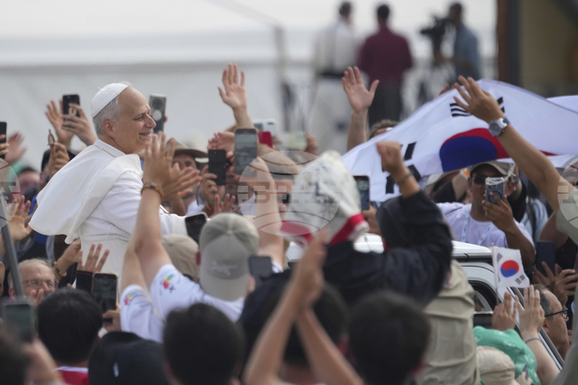 Над 1 милион души се присъединиха към заключителната литургия от Юбилея на младежите в Рим