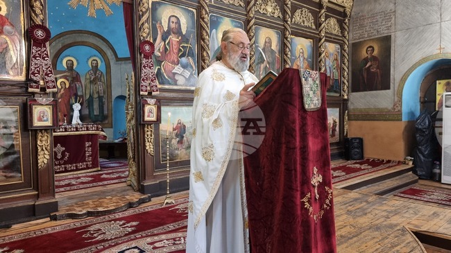 Божието слово е небесен хляб и жива вода за душата, каза в проповедта си отец Димитър във Враца