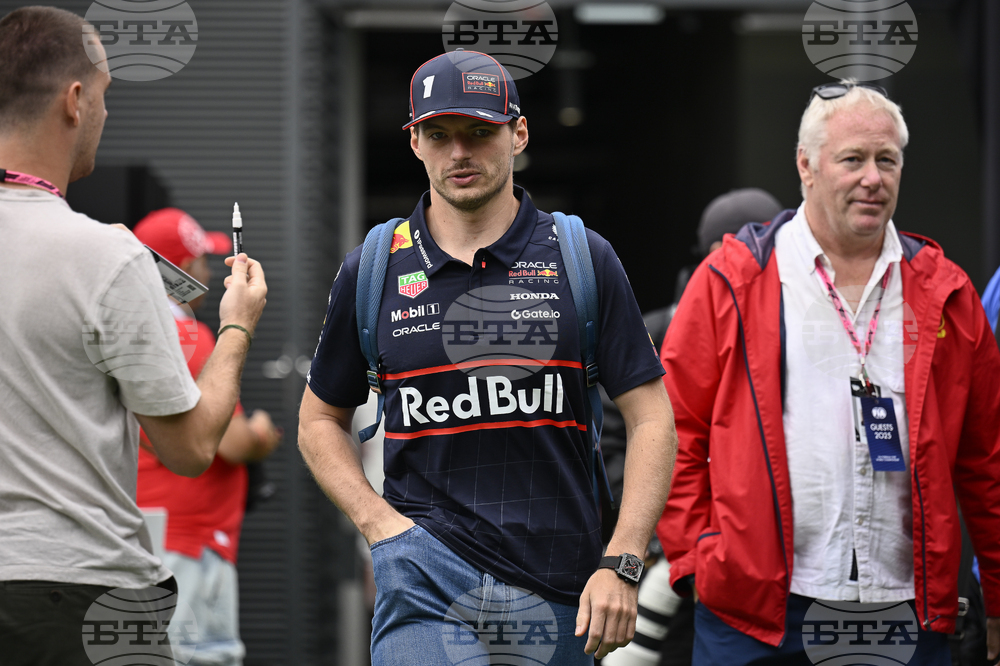 Ферстапен за Гран При на Нидерландия: „Ще нося оранжевата каска с лъв и специални обувки“