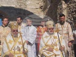 Село Запалня - митрополит Киприан - Потопената църква - литургия