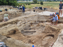 Пазарджик - „Селищна могила Юнаците” - археологически проучвания
