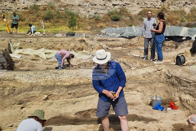 Пазарджик - „Селищна могила Юнаците” - археологически проучвания