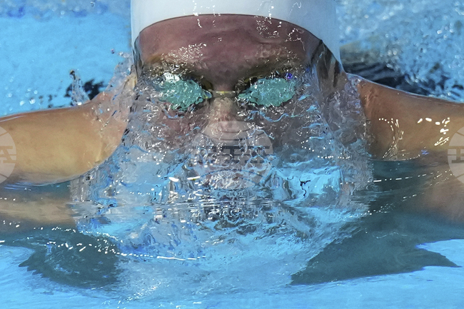 Българските плувци отпаднаха в сериите от първия ден на Световното първенство за юноши в Румъния