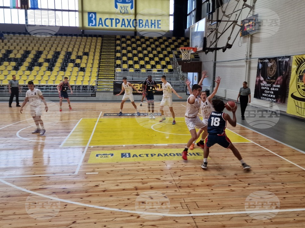 "Изиграхме много силна втора част, а тогава се реши и мачът", каза за БТА селекционерът на 16-годишните баскетболни национали Милен Дудев