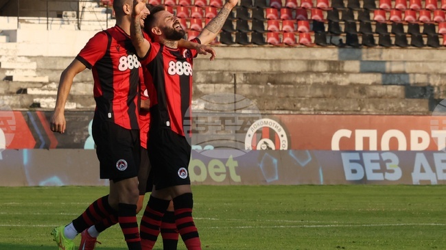 Елитните Локомотив София, Спартак Варна и Добруджа продължават на осминафиналите за Купата на България