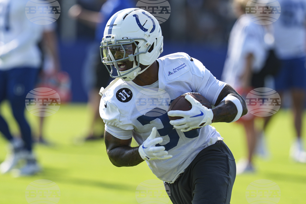 Colts-Ahmed Football